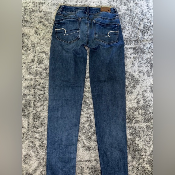 American Eagle Outfitters Super Stretch Jegging Medium Wash Size: 0 Short - Picture 1 of 5